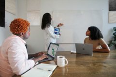 网络公关的下一个十年：是颠覆还是重构？